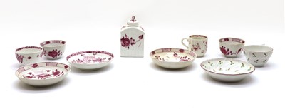 Lot 356 - A Meissen tea caddy and cover