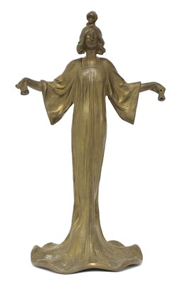 Lot 106 - An Art Nouveau figural bronze table lamp base