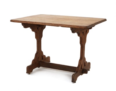 Lot 377 - An oak table