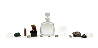 Lot 189 - A collection of hare related items