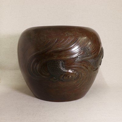 Lot 212 - A large Japanese bronze jardinière