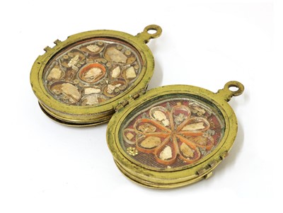 Lot 356 - TRAVEL RELIQUARY