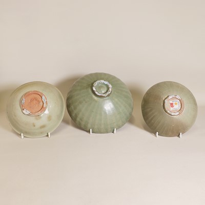 Lot 12 - A Chinese Longquan celadon bowl