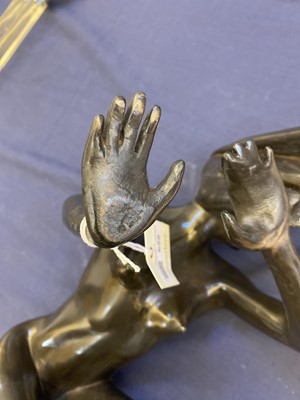 Lot 658 - Shanda Amery MRSS (b.1937)
