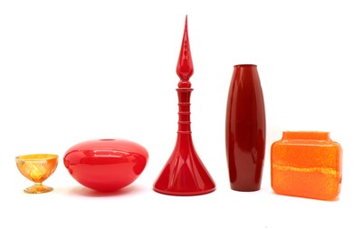 Lot 320 - A collection of 20th century studio and art glass