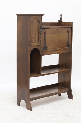 Lot 143 - An Arts and Crafts oak student's bureau