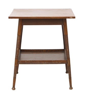 Lot 131 - An oak occasional table