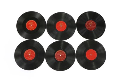 Lot 27 - G&T Red Label: Single sided 12in Shellac (65) OPERA - Superb Accumulation