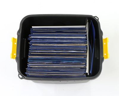 Lot 32 - V Discs