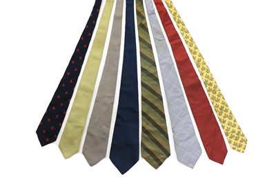 Lot 125 - A collection of eight ties