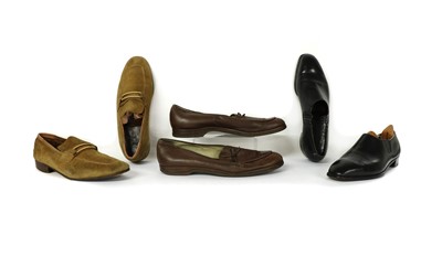 Lot 141 - A pair of beige slip-on shoes