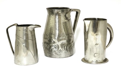 Lot 160 - An Arts and Crafts pewter jug