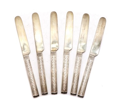 Lot 6 - A collection of six American silver fruit knives