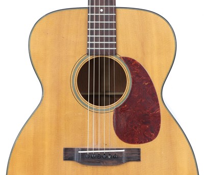 Lot 401 - A 1948 Martin & Co. 000-18 acoustic guitar