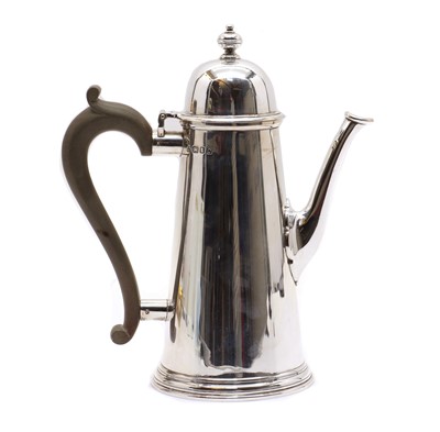 Lot 31 - A silver coffee pot