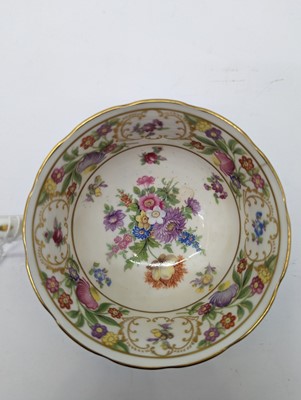 Lot 315 - A Hammersley porcelain tea service