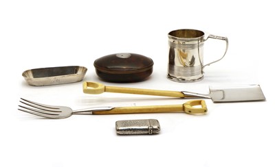 Lot 12 - A pair of silver-plated servers
