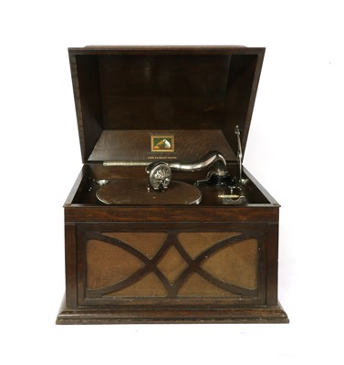 Lot 19 - HMV Model (104) Gramophone