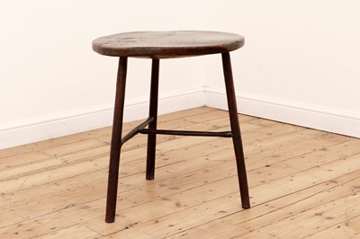 Lot 496 - An elm cricket table