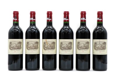 Lot 141 - Chateau Lafite Rothschild, 1er Cru Classe, Pauillac, 1998 (6)
