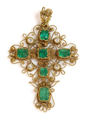 Lot 28 - A Regency emerald and diamond cannetille gold cross