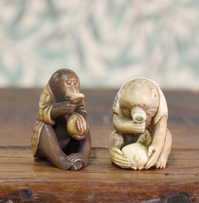 Lot 420 - An ivory okimono