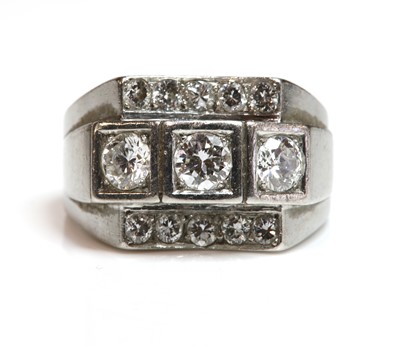 Lot 203 - A diamond set ring, c.1940