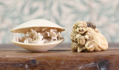 Lot 403 - An ivory netsuke