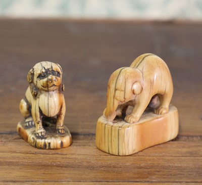 Lot 409 - An ivory netsuke