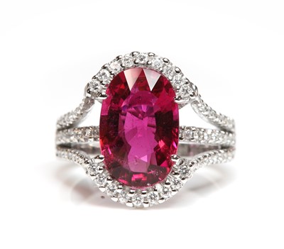 Lot 308 - A rubellite and diamond ring