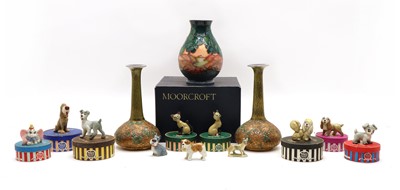 Lot 53 - A collection of ceramics