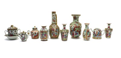 Lot 143 - A collection of Chinese Canton enamelled famille rose
