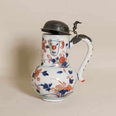 Lot 26 - A Chinese Imari chocolate pot