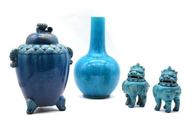 Lot 139 - A collection of Japanese and Chinese blue enamelled porcelain