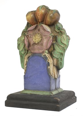 Lot 99 - A Doulton Lambeth 'Tudor Rose' stoneware washing-line-post finial