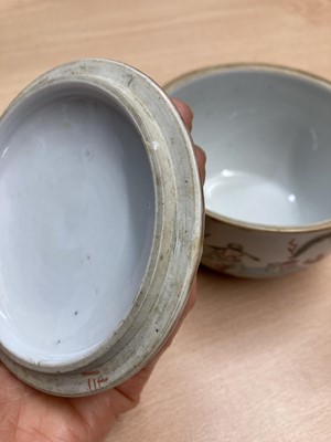 Lot 156 - A collection of Chinese famille rose