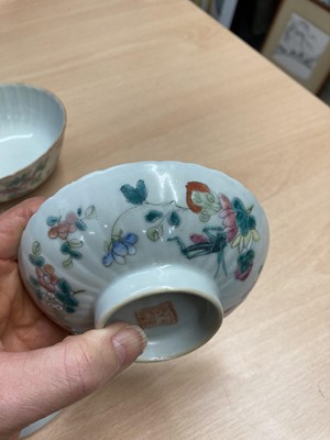 Lot 156 - A collection of Chinese famille rose