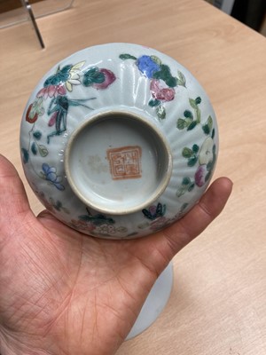 Lot 156 - A collection of Chinese famille rose