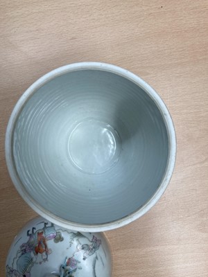 Lot 156 - A collection of Chinese famille rose