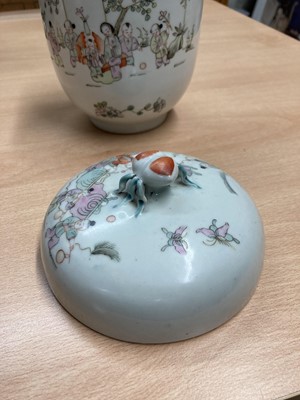 Lot 156 - A collection of Chinese famille rose