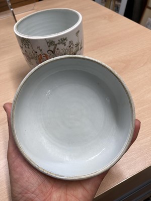 Lot 156 - A collection of Chinese famille rose