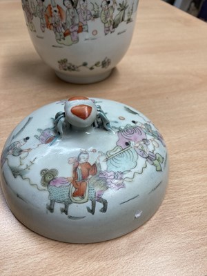 Lot 156 - A collection of Chinese famille rose