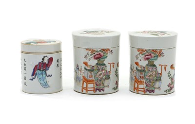 Lot 110 - Three Chinese famille rose boxes