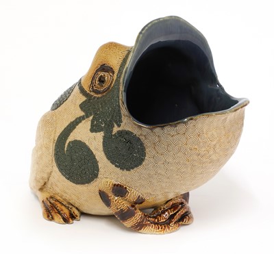Lot 47 - A Doulton stoneware spoon warmer