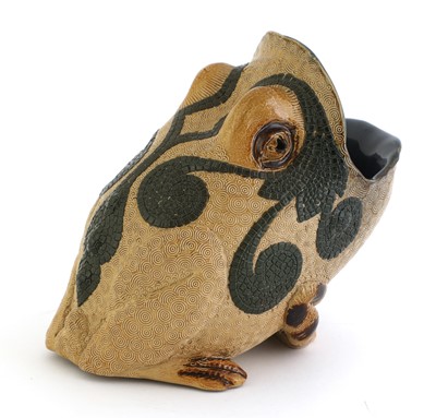 Lot 47 - A Doulton stoneware spoon warmer