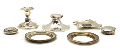 Lot 39 - A collection of silver items