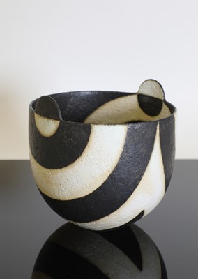 Lot 291 - John Ward (b.1938)