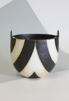 Lot 291 - John Ward (b.1938)