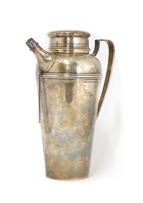Lot 82 - A Tiffany and Co. sterling silver three-pint cocktail shaker and cover