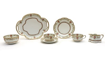 Lot 128 - A Haviland Limoges porcelain tea service for twelve